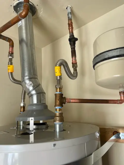 Water heater installation and plumbing repair in Hamilton Place